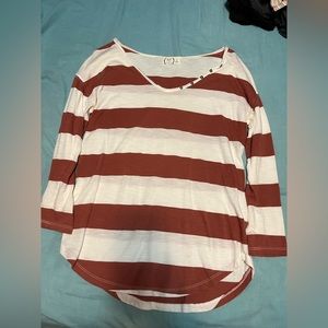 3/4 sleeve shirt size xs